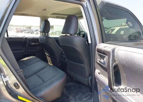 2019 Toyota 4Runner Trd Off Road Premium из США, поврежденный, VIN JTEBU5JR6K5725868